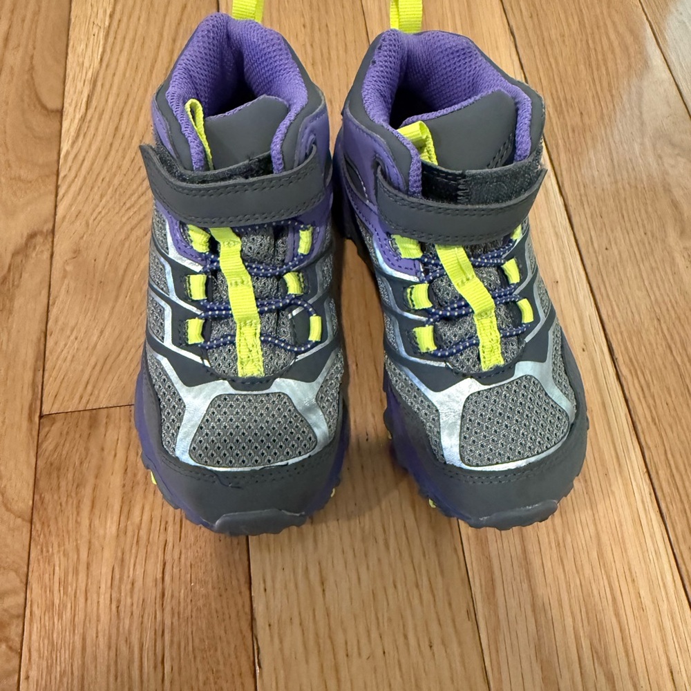 Merrell kids shoes size 10.5
